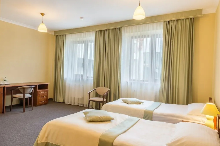 Patriarshyi Hotel
