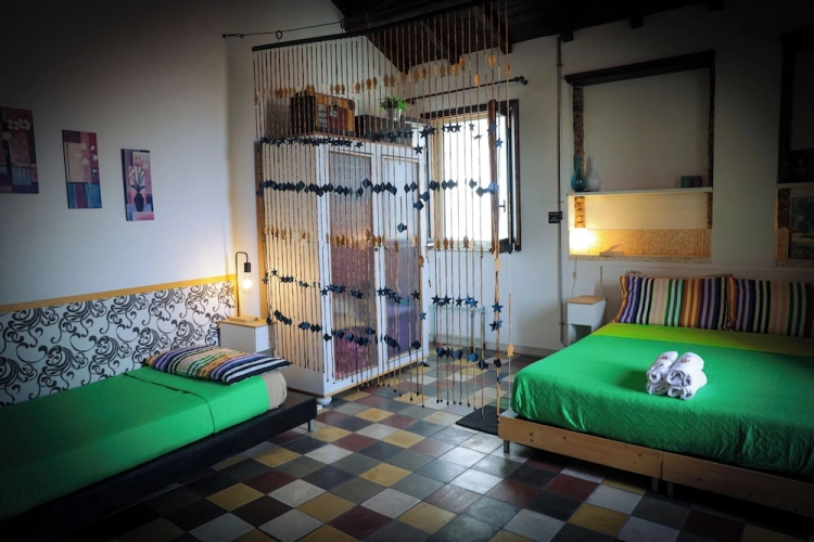 Classic Triple room with balcony and with city view