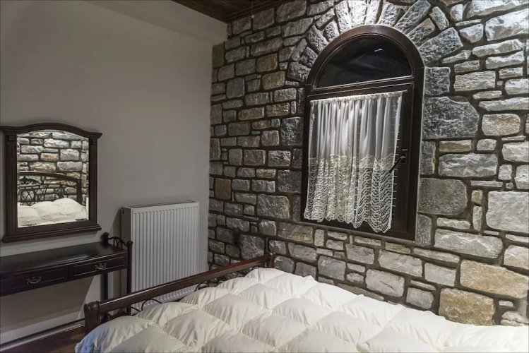Stone Mansion Anavryti