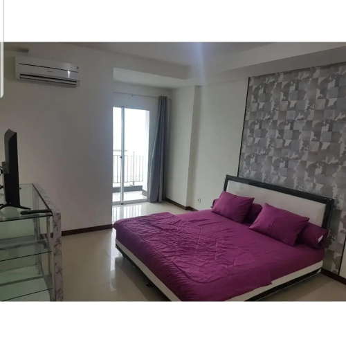 4 Bed Condo Sleeping by The Sea