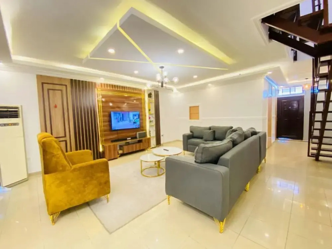Deluxe Apartment