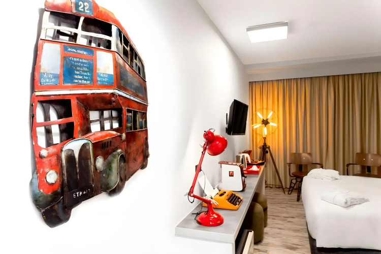 360 Degrees Pop Art Hotel
