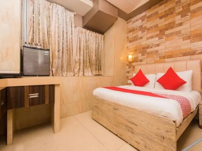 OYO Rooms Colaba