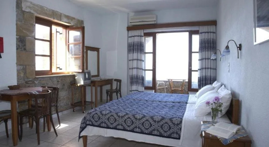 Hotel Liakoto