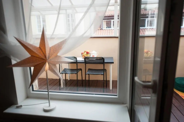 V 12 -Terrace + 3 rooms apartment Vilnius Old Town
