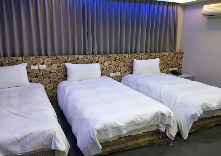 Shun-Yi Hotel