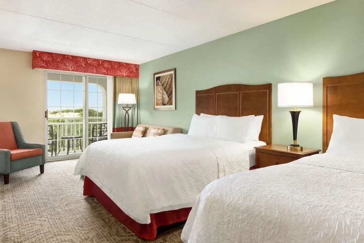 Quadruple Suite with view