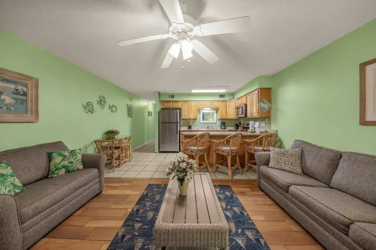 Seaside Beach & Racquet 4311