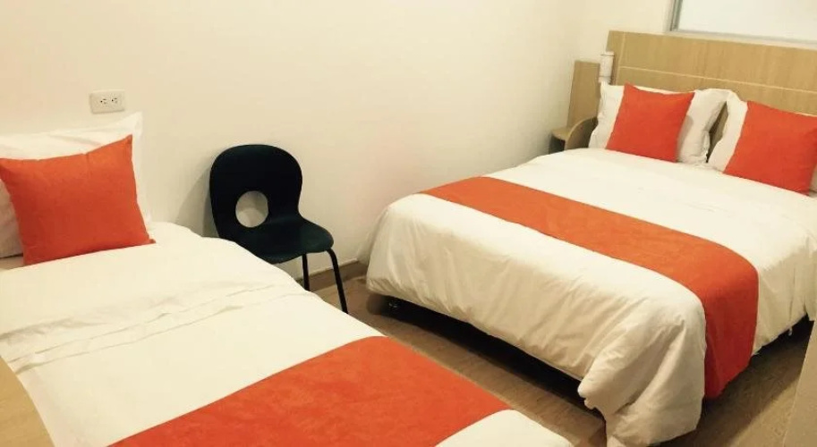 Hotel Granada Plaza