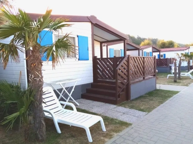 Deluxe Bungalow with sea view