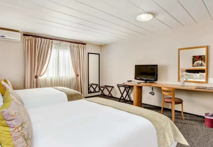 Samrand Hotel