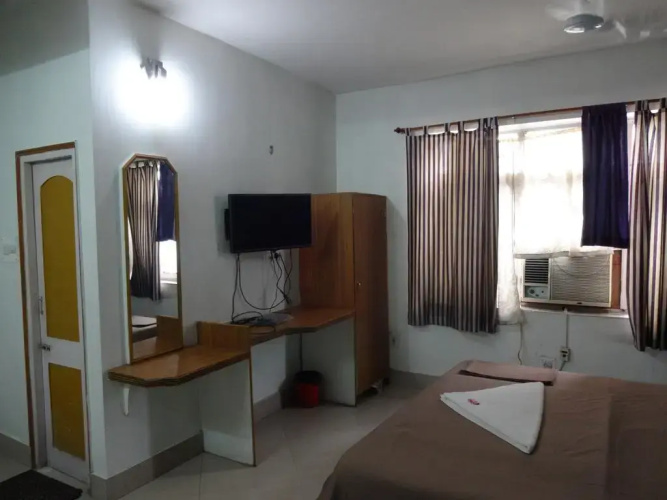 Hotel Ajatsatru