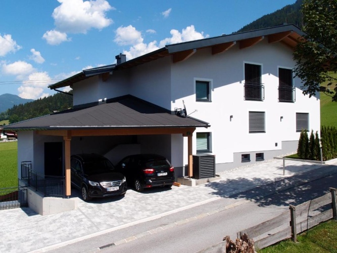 2 Bedrooms Apartment