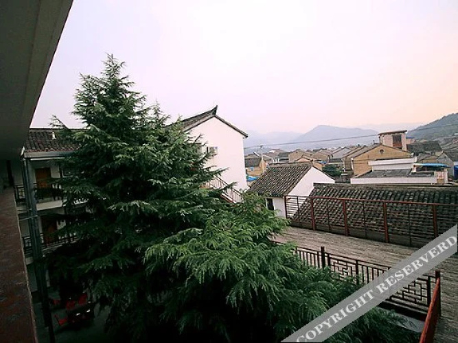 Yule Country Inn(宁波东钱湖鱼乐乡村客栈)