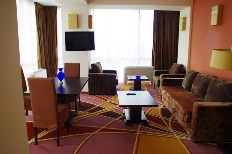 Double Suite