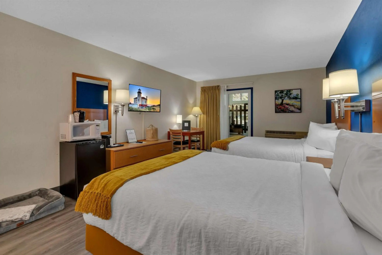 Spicer Hotel