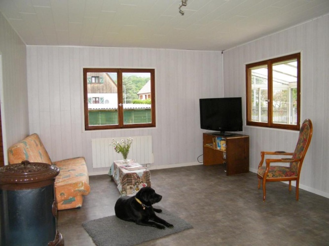 2 Bedrooms Cottage