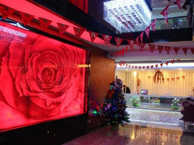 LUOSI Hotel