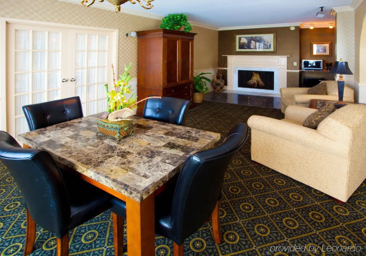 Holiday Inn Gaithersburg by IHG
