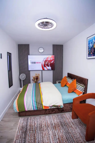 Modern 1 Bedroom Apartment in Quiet Tilbury Town