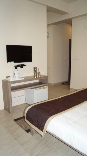 RnB ShantiNiketan, Salasar