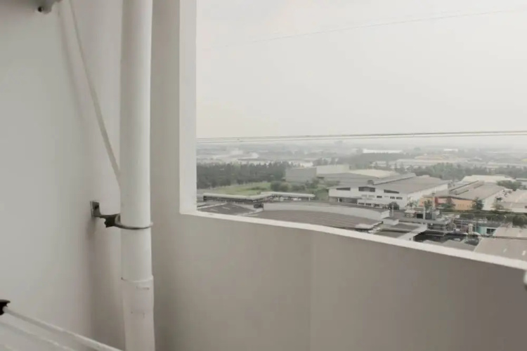 Comfy And Tidy Studio At Riverview Jababeka Apartment