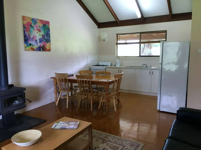 Tinglewood Cabins