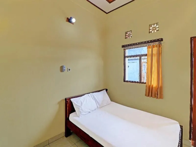 OYO 91208 Suana Guest House