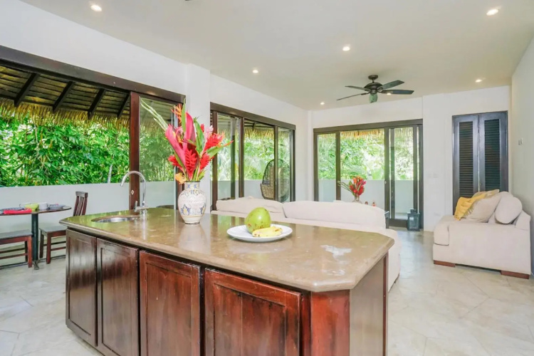 Makara Toucan Suite / 2nd Floor
