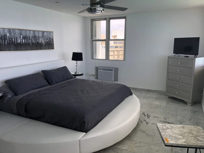 Playa Mar PH Beach Front Apartment