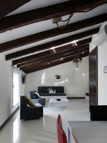 Roisa Suites