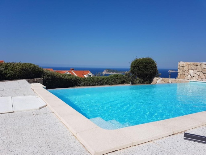 3 Bedrooms Apartment with sea view