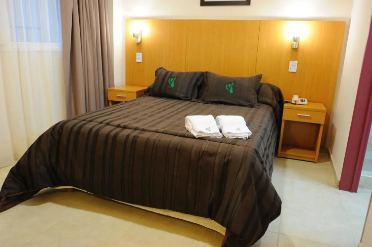 Hotel Osam