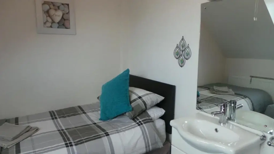 Standard Single room