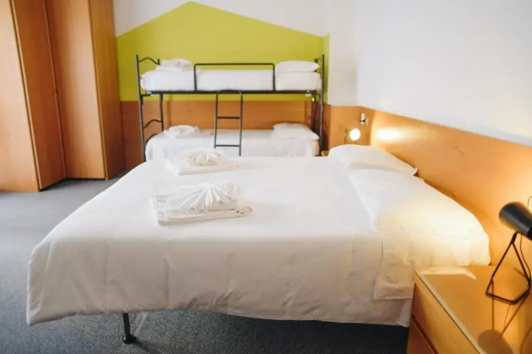 Standard Quadruple room
