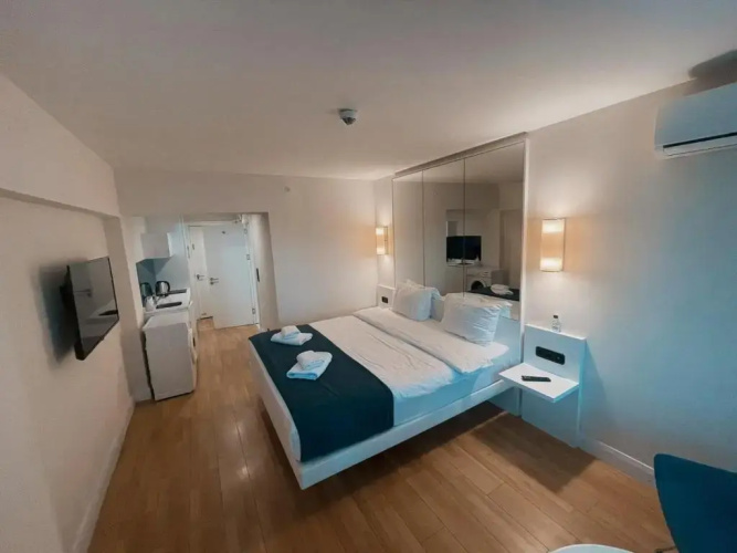 Orbi Sea View Aparthotel