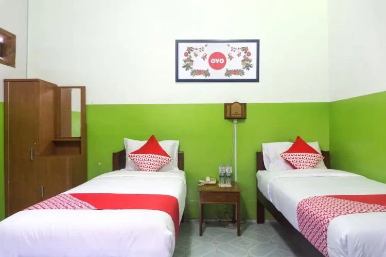Deluxe Twin room with balcony