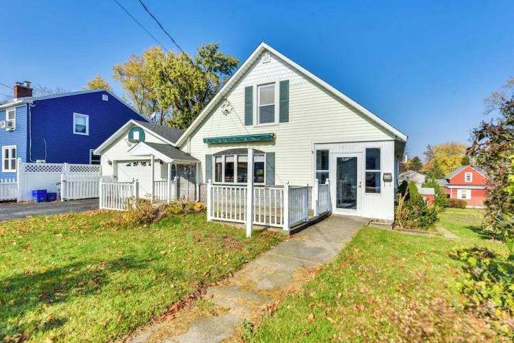 2 Bedrooms Cottage