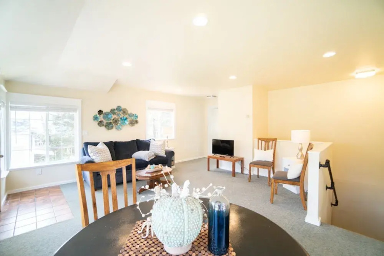 Seaside Prom 2 Bedrooms 2 Bathrooms Home