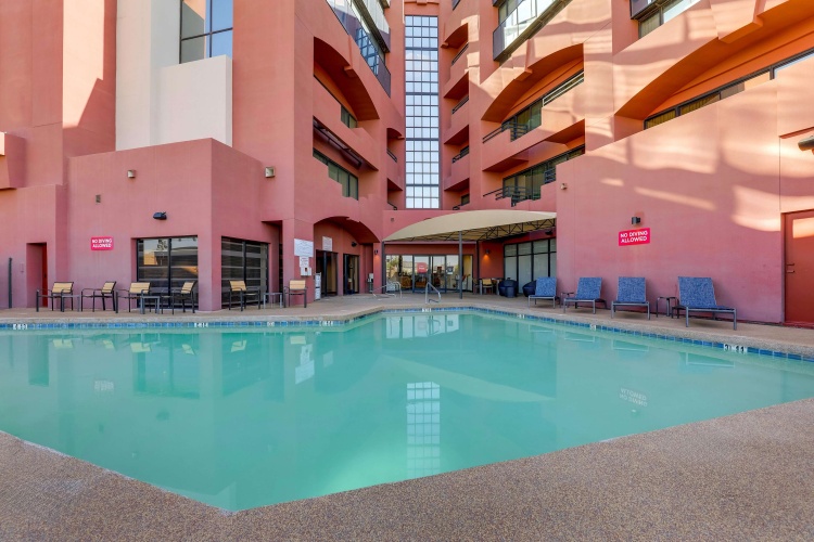 Drury Inn & Suites Phoenix Airport photo 18