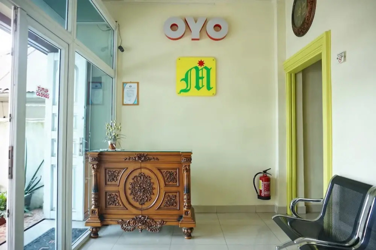 OYO 733 Mina Homestay