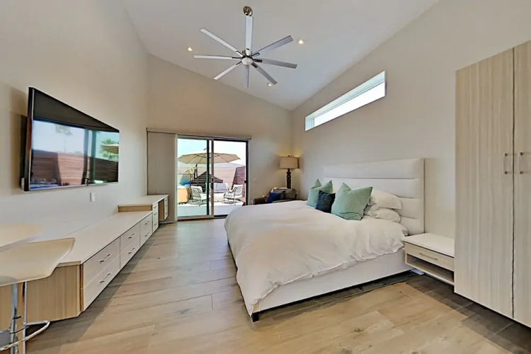 1569lorr Studio Bedroom Home