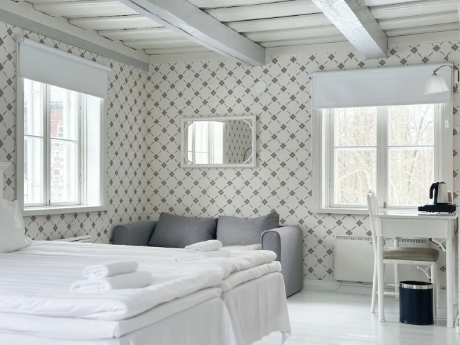 Twin Cottage