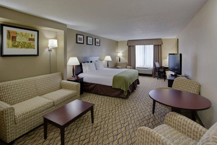 Holiday Inn Express Charles Town by IHG