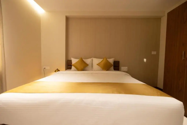 Poornima Regency