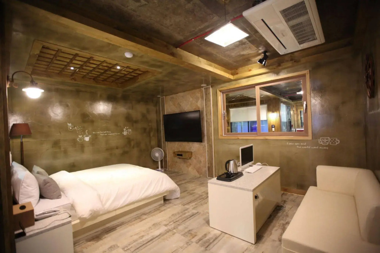Cheonan Hound Hotel