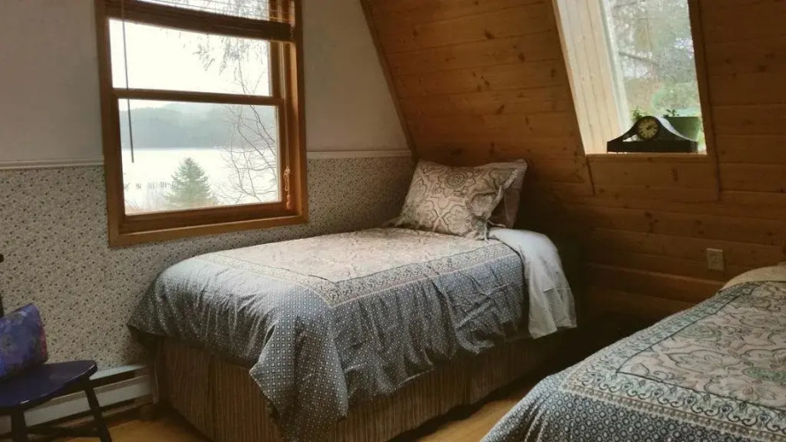 Dolphin House Bed and Breakfast