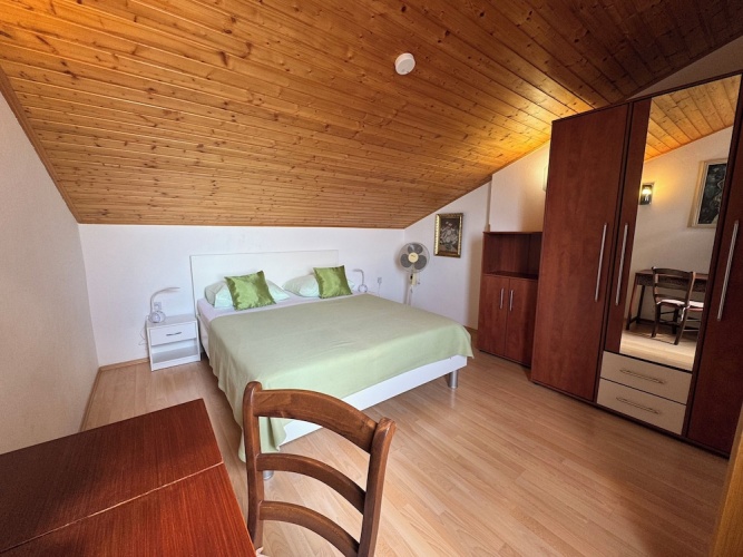 Apartment with balcony