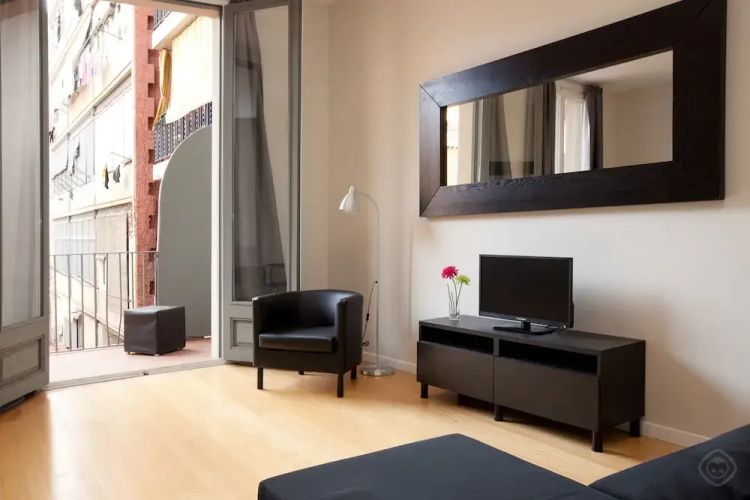 Modern Center Apartments