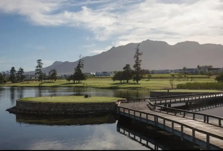 Winelands Golf Lodges